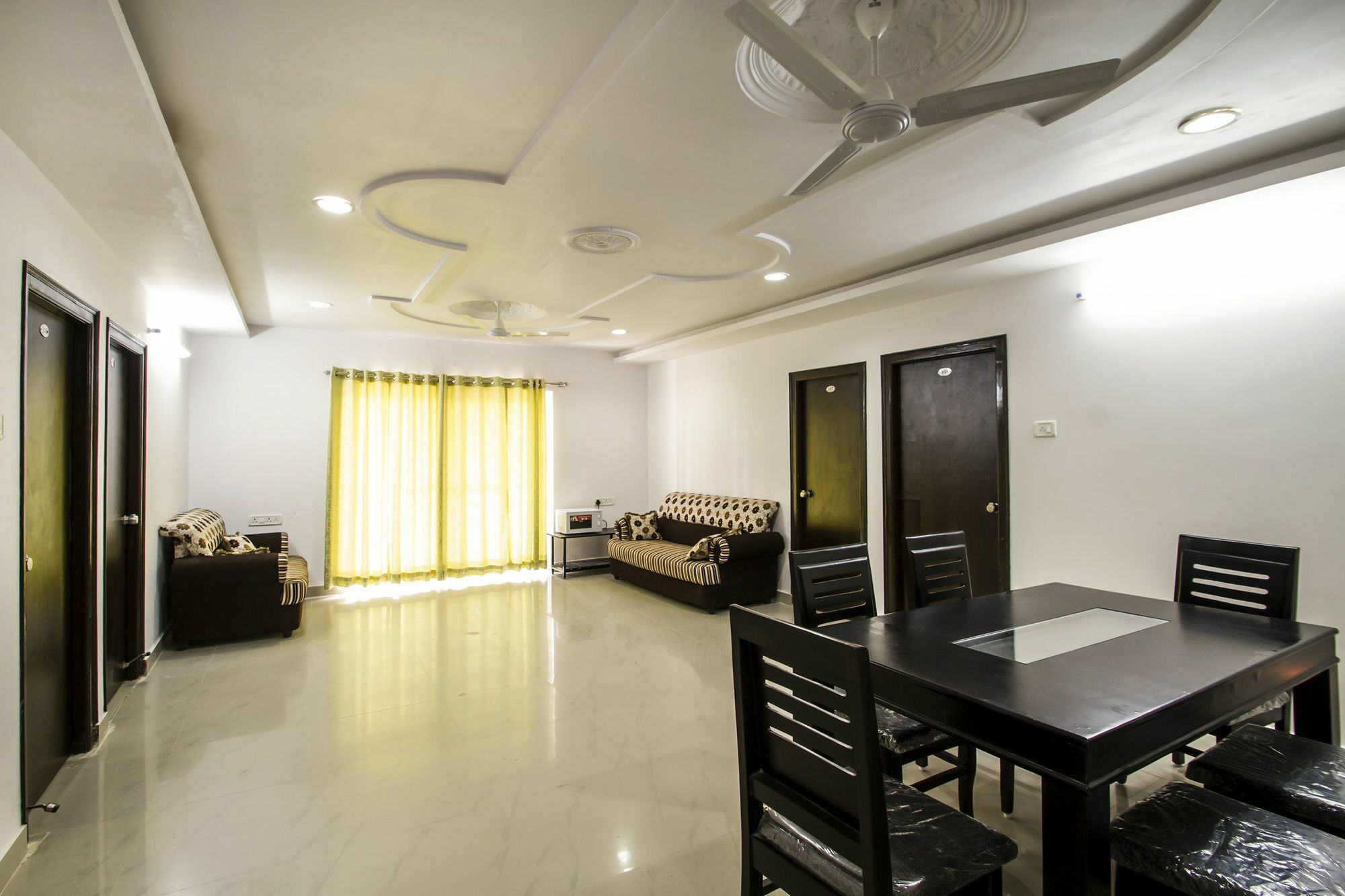 Hotel Oyo Flagship 463 Banjara Hills Hyderabad Exterior foto